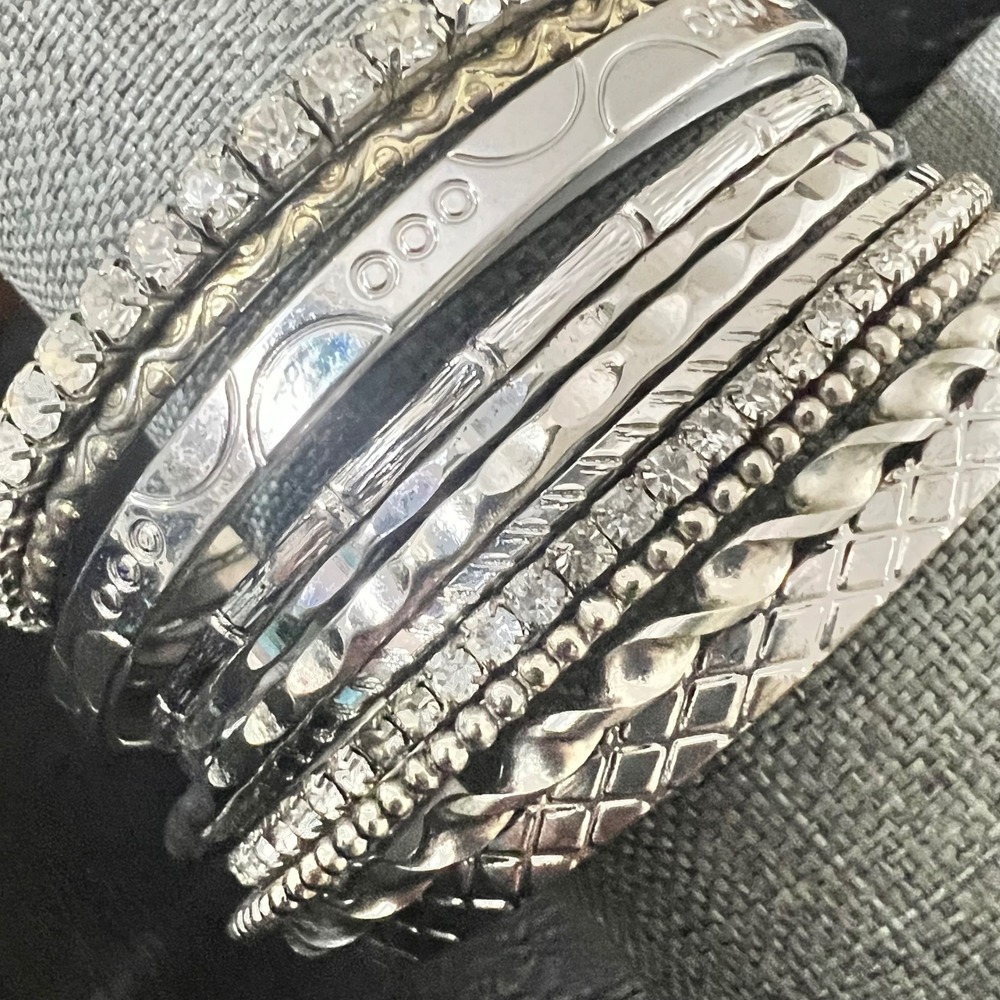 12 Vintage-Now Silver Tone Textured Stackable Bangle Bracelet Set  7-8‎ Indie